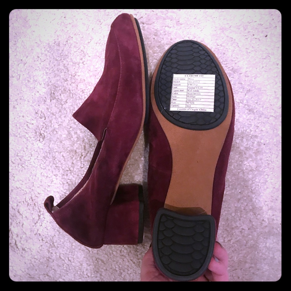 NWT Yosi Samra burgundy suede Block heeled loafer